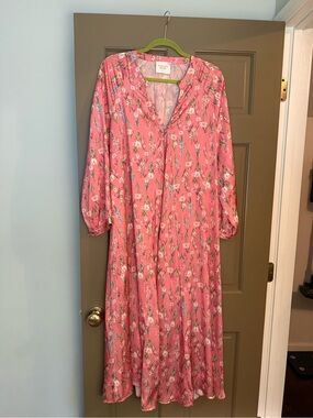 Printed Pink Floral Maxi Dress with V-Neck